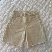 H&M Women's Shorts Beige - BEAUTY BAR